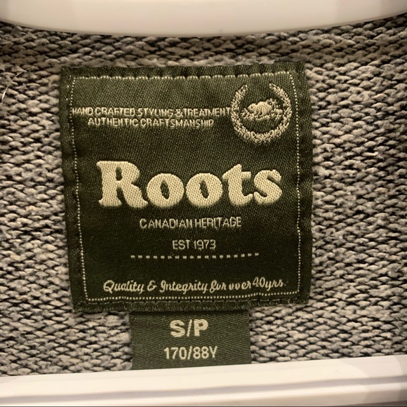 roots crewneck - Picture 2 of 3